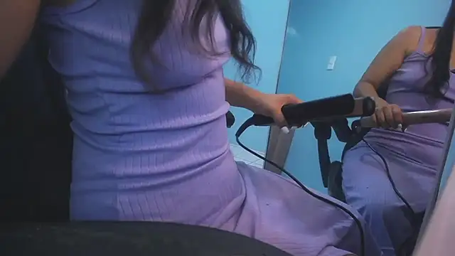 victoria hernandez t  online show from 11/13/25, 12:59