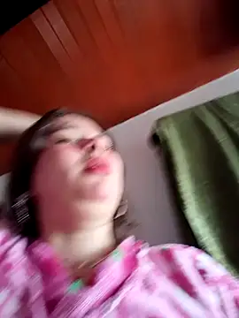 Snapshot of Isa_Acosta chatting on 05/01/26, 12:32 Isa Acosta online show from 05/01/26, 12:32