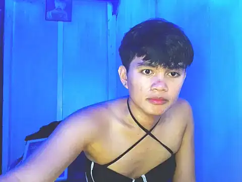 Snapshot of Alexx_143 chatting on 09/17/25, 04:36 Alexx 143 online show from 09/17/25, 04:36