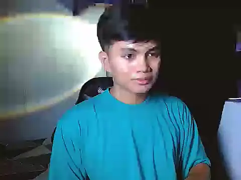 Snapshot of Alexx_143 chatting on 10/30/25, 06:48 Alexx 143 online show from 10/30/25, 06:48