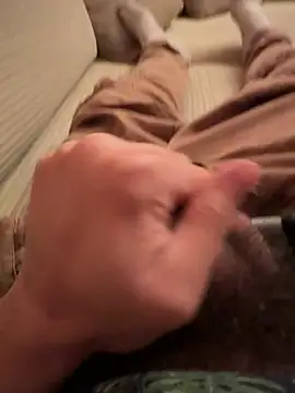 Snapshot of Qualepass chatting on 10/29/25, 05:04 Qualepass online show from 10/29/25, 05:04