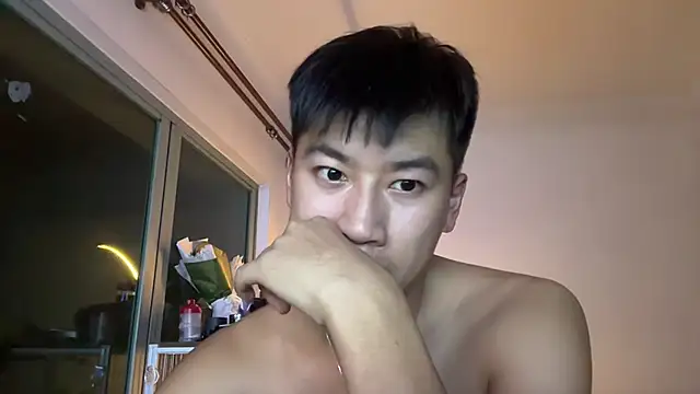 Snapshot of heywilliam chatting on 09/28/25, 04:34 heywilliam online show from 09/28/25, 04:34