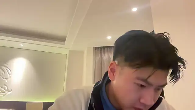 Snapshot of heywilliam chatting on 02/01/26, 01:53 heywilliam online show from 02/01/26, 01:53