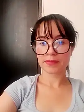 Snapshot of Dana_Rise chatting on 05/11/26, 02:56 Dana Rise online show from 05/11/26, 02:56