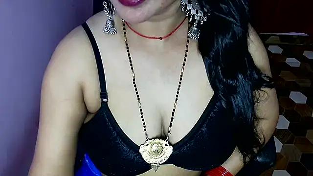QUEEN SAKHI- online show from 06/04/26, 07:47