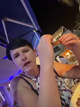 backdoorgalore4you online show from 11/08/25, 09:35