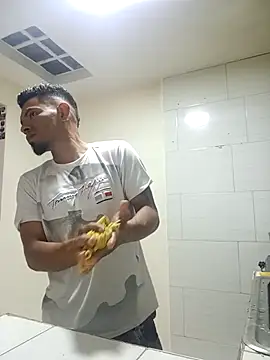 MI GERALD online show from 09/15/25, 04:07