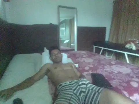 MI GERALD online show from 10/22/25, 03:45