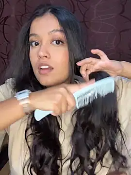 Snapshot of Camila_Bustamante chatting on 10/13/25, 11:38 Camila Bustamante online show from 10/13/25, 11:38