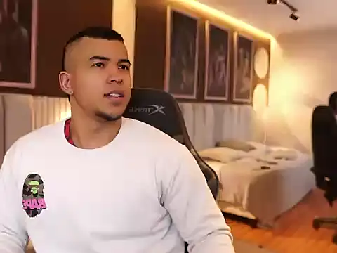 Thiago Valente online show from 09/22/25, 12:51