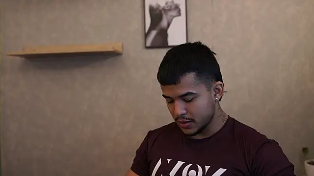 Thiago Valente online show from 03/11/26, 01:06