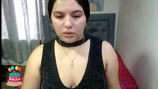 sarah aguilar online show from 04/24/26, 04:09