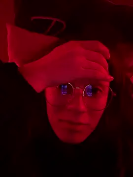 Ellie lowell online show from 01/10/26, 01:29