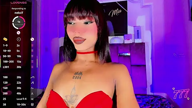 Snapshot of LADY-HOT-SEXY- chatting on 06/05/26, 08:36 LADY-HOT-SEXY- online show from 06/05/26, 08:36