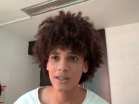 Max Rain online show from 04/17/26, 09:18