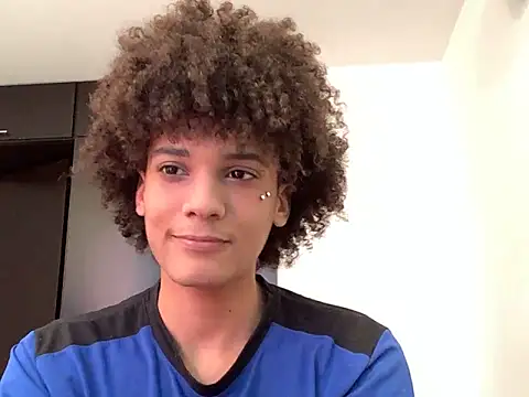 Max Rain online show from 04/20/26, 09:38