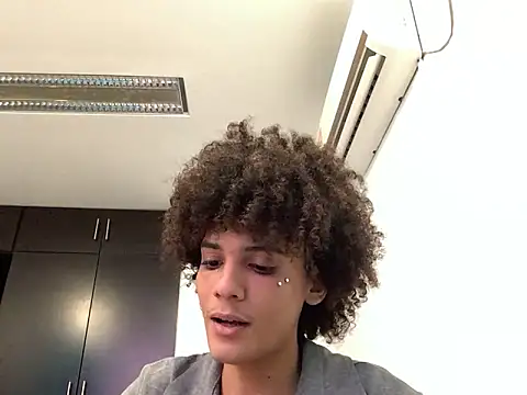 Max Rain online show from 04/21/26, 12:11