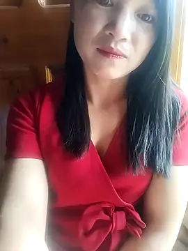 Snapshot of Tiyir597 chatting on 09/10/25, 03:06 Tiyir597 online show from 09/10/25, 03:06