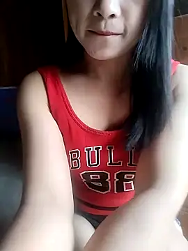 Snapshot of Tiyir597 chatting on 09/14/25, 03:38 Tiyir597 online show from 09/14/25, 03:38