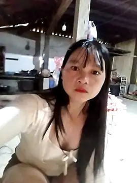 Snapshot of Tiyir597 chatting on 05/04/26, 11:34 Tiyir597 online show from 05/04/26, 11:34