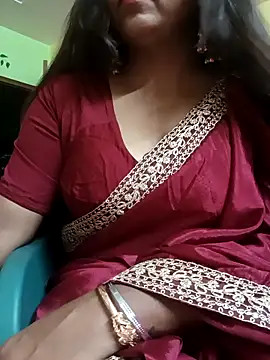 Snapshot of Bhanu-Sharma chatting on 04/10/26, 01:38 Bhanu-Sharma online show from 04/10/26, 01:38