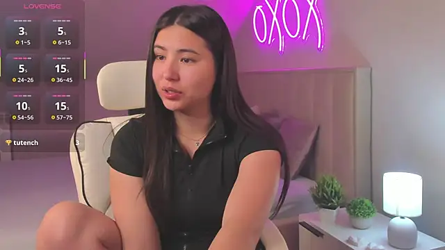 Megan Williamms online show from 09/14/25, 08:35