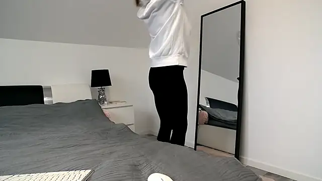 ArabianMalikah online show from 12/02/25, 08:19