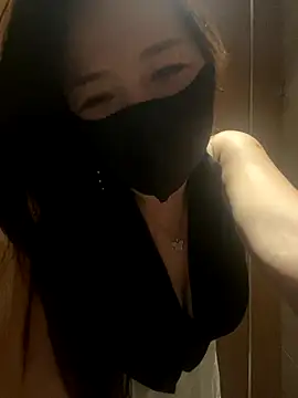 xiao-mo520 online show from 09/19/25, 12:39