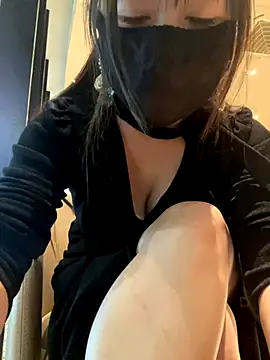 xiao-mo520 online show from 11/14/25, 11:42