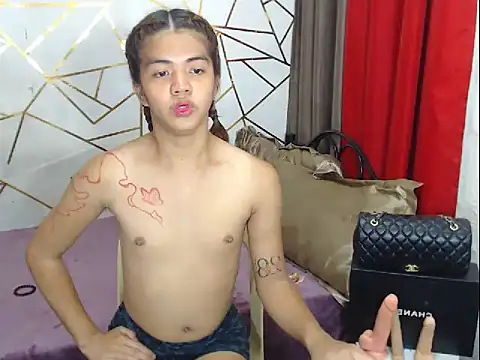 Snapshot of xAsianHotCum69x chatting on 06/27/26, 09:36 xAsianHotCum69x online show from 06/27/26, 09:36