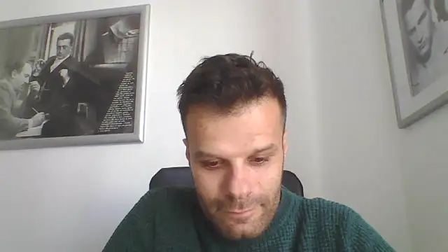 Snapshot of FROCETTO93 chatting on 10/14/25, 12:28 FROCETTO93 online show from 10/14/25, 12:28