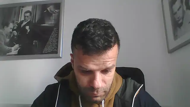 Snapshot of FROCETTO93 chatting on 04/07/26, 07:09 FROCETTO93 online show from 04/07/26, 07:09