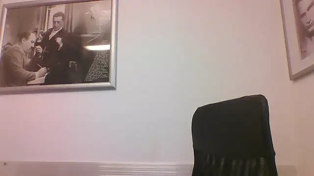 Snapshot of FROCETTO93 chatting on 04/14/26, 07:03 FROCETTO93 online show from 04/14/26, 07:03