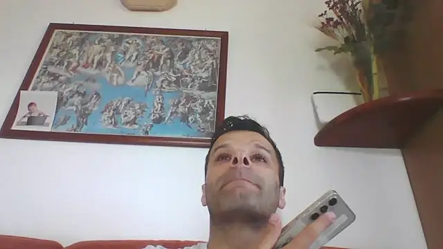 Snapshot of FROCETTO93 chatting on 05/17/26, 08:12 FROCETTO93 online show from 05/17/26, 08:12
