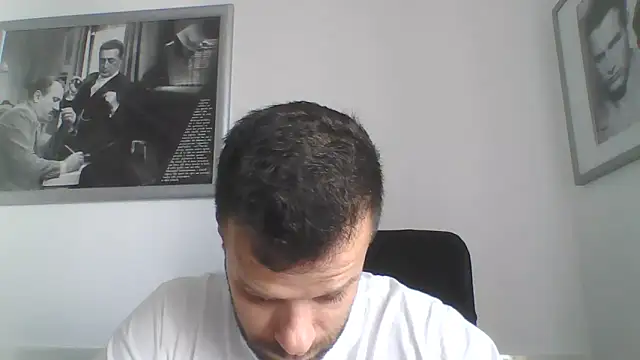 Snapshot of FROCETTO93 chatting on 05/25/26, 06:30 FROCETTO93 online show from 05/25/26, 06:30