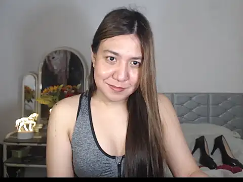 stellahugeX online show from 12/14/25, 08:57