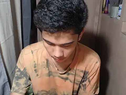 Demure Asian143 online show from 06/22/26, 06:16