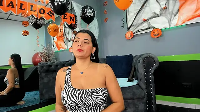 SailonTeen online show from 10/30/25, 03:57