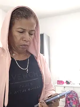 Merybeks online show from 10/14/25, 10:38