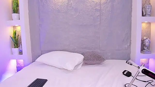 LovelyEyesx online show from 04/30/26, 05:08