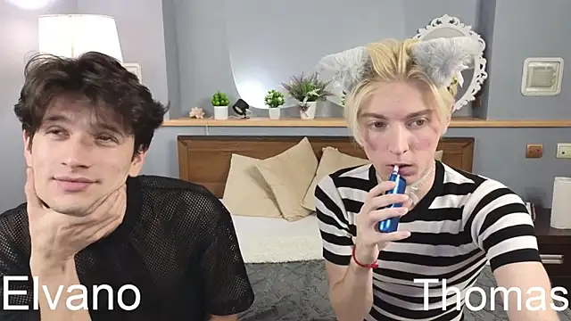 fiachand online show from 10/24/25, 10:17