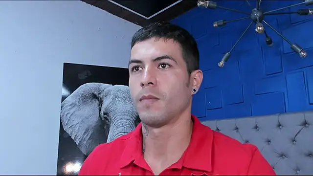 Snapshot of andres-clark92 chatting on 09/19/25, 05:46 andres-clark92 online show from 09/19/25, 05:46