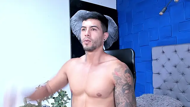 andres-clark92 online show from 11/16/25, 06:46