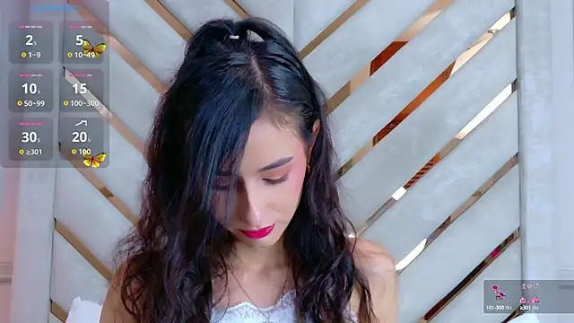 Sarah-Grace online show from 10/06/25, 02:42