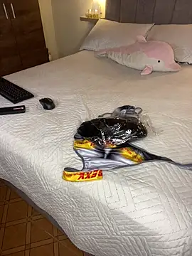 juliana-mancini online show from 03/06/26, 10:12