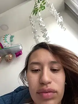 juliana-mancini online show from 03/29/26, 01:33