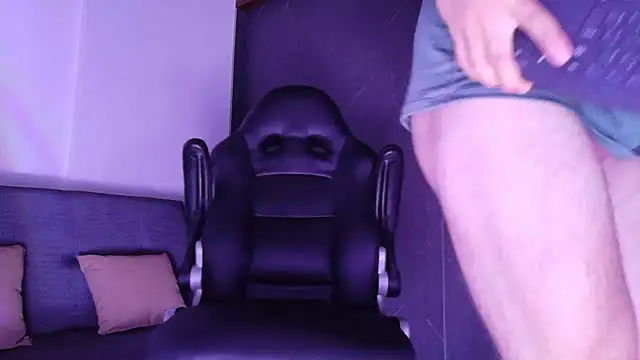 ALANNFERRER online show from 01/06/26, 11:03