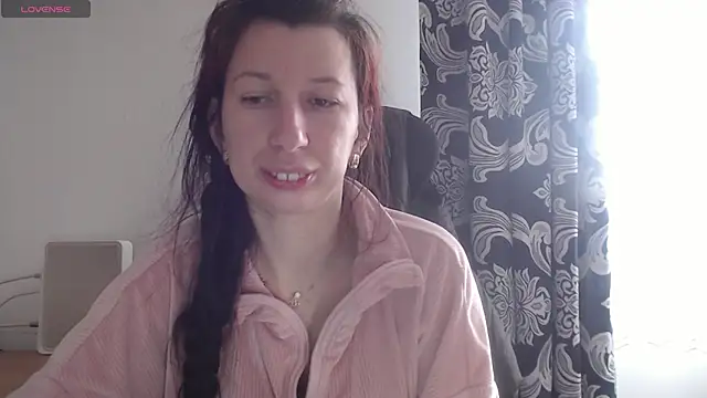 RosieHayes online show from 11/25/25, 09:31