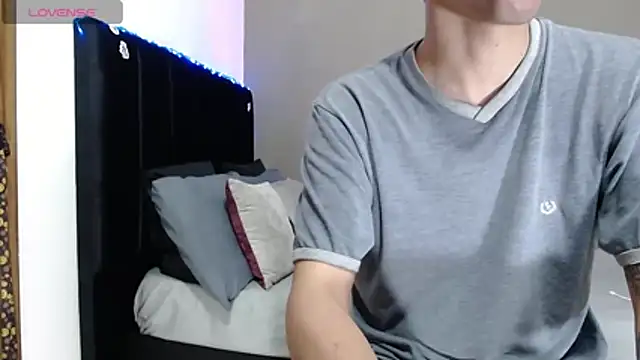 Matteo12  online show from 01/15/26, 07:02