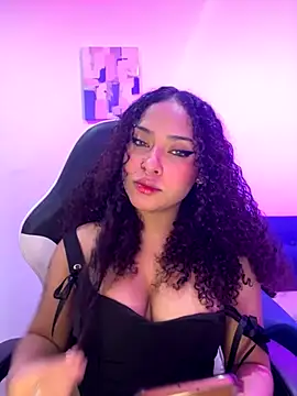 Snapshot of Kass_1 chatting on 11/22/25, 12:09 Kass 1 online show from 11/22/25, 12:09